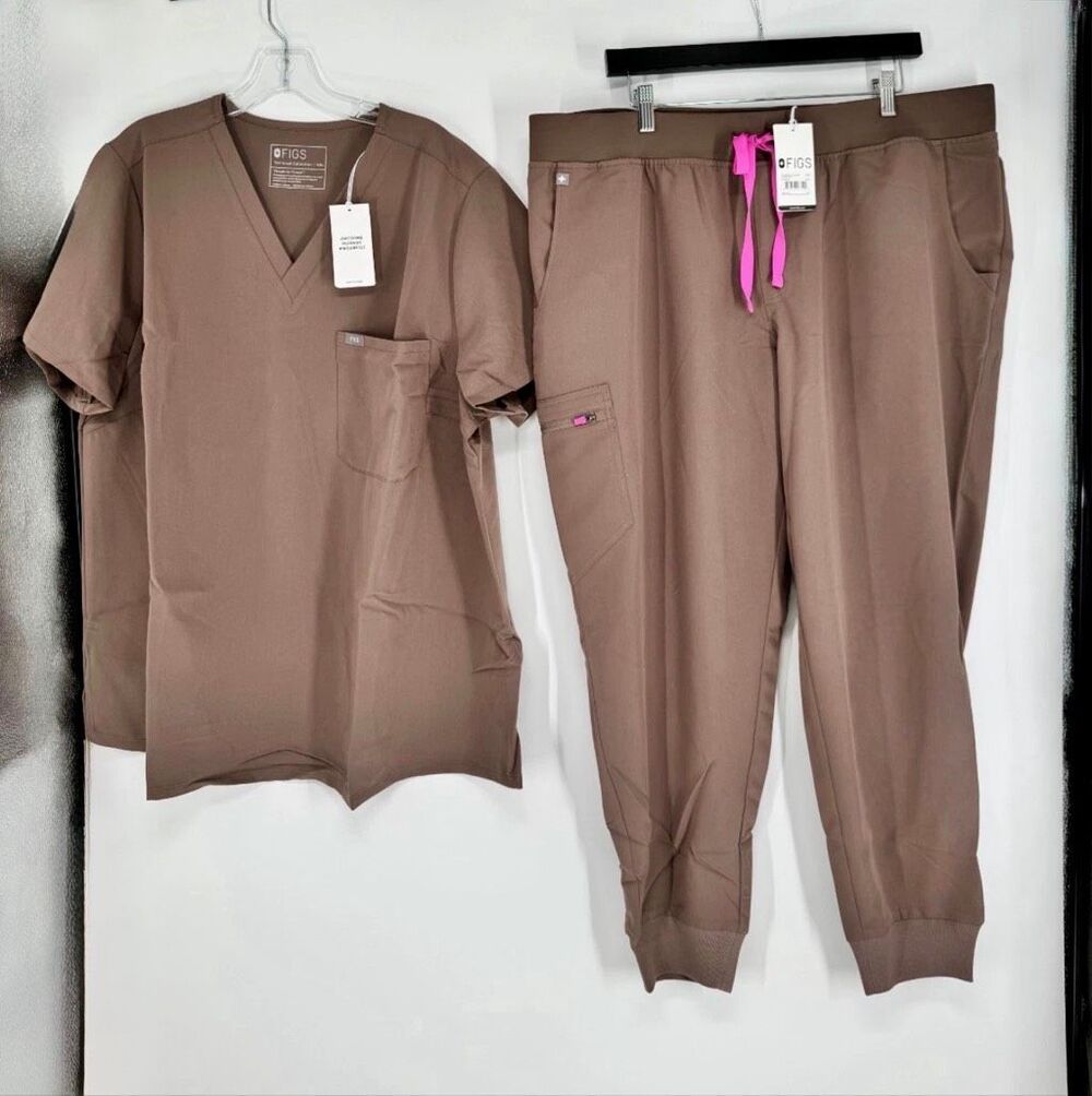 Figs NWT size 3XL Catarina/ Zamora Scrub Pants SET - Smokey Taupe